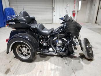  Salvage Harley-Davidson Fl