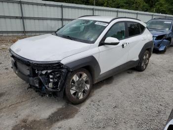  Salvage Hyundai KONA