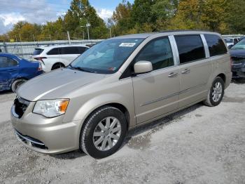  Salvage Chrysler Minivan