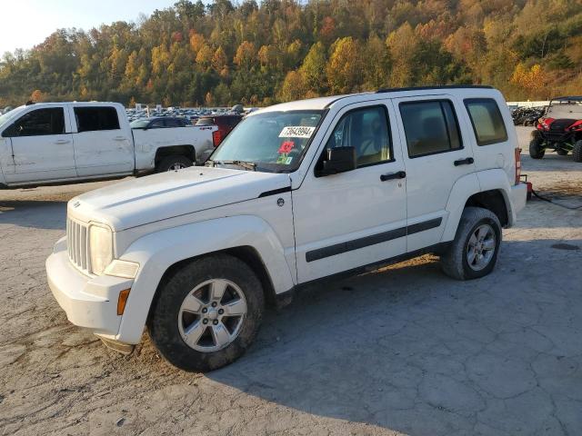  Salvage Jeep Liberty