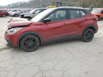  Salvage Nissan Kicks