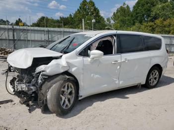  Salvage Chrysler Pacifica