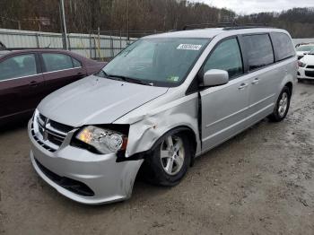  Salvage Dodge Caravan