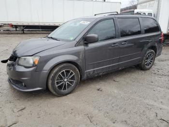  Salvage Dodge Caravan