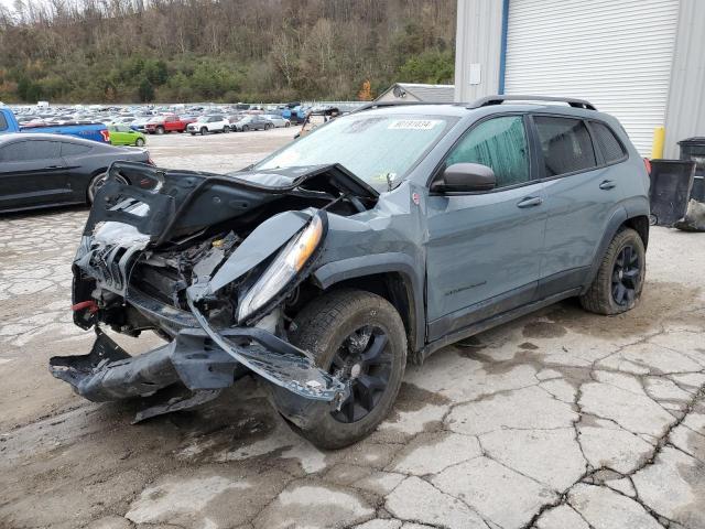  Salvage Jeep Cherokee