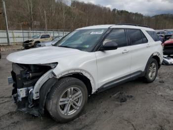  Salvage Ford Explorer