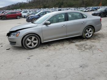  Salvage Volkswagen Passat