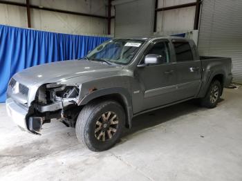  Salvage Mitsubishi Raider