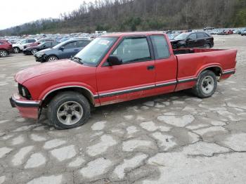  Salvage Chevrolet S-10