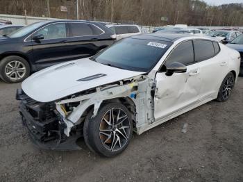  Salvage Kia Stinger