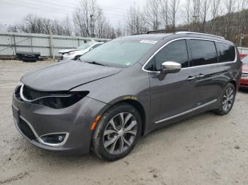  Salvage Chrysler Pacifica