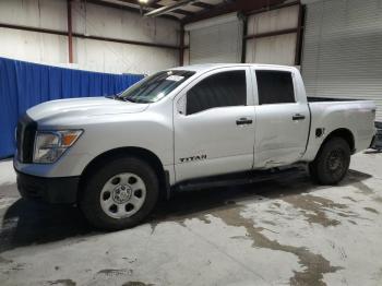  Salvage Nissan Titan