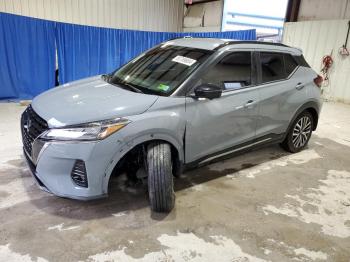  Salvage Nissan Kicks