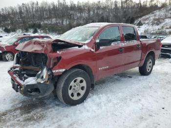  Salvage Nissan Titan