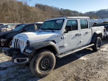  Salvage Jeep Gladiator