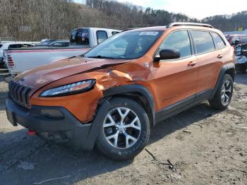  Salvage Jeep Cherokee