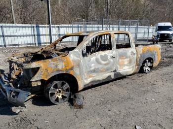  Salvage Nissan Titan