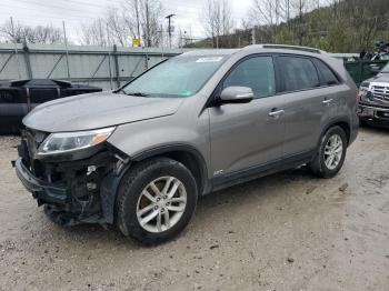  Salvage Kia Sorento