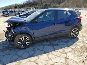  Salvage Nissan Kicks