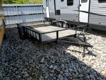  Salvage Triplcrown Trailer