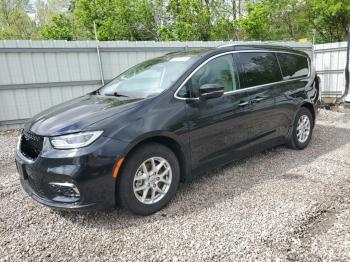  Salvage Chrysler Pacifica