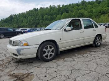  Salvage Volvo S70