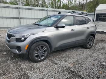  Salvage Kia Seltos