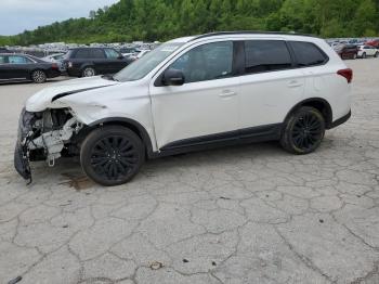  Salvage Mitsubishi Outlander