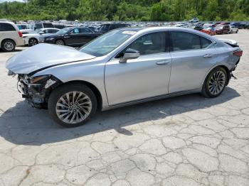  Salvage Lexus Es