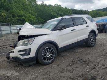  Salvage Ford Explorer