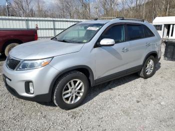  Salvage Kia Sorento