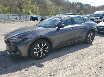  Salvage Toyota Crown Xle