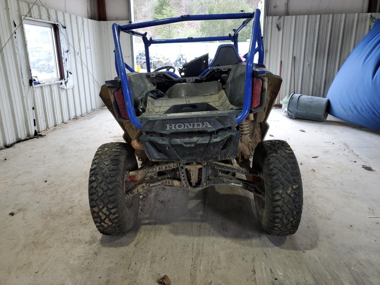 Honda Sxs1000 S2 S2x Image 9