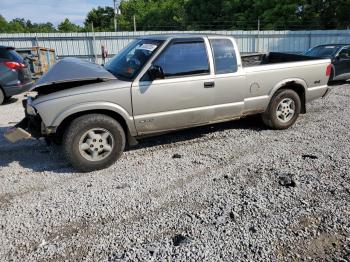  Salvage Chevrolet S-10