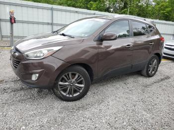  Salvage Hyundai TUCSON