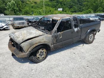  Salvage Chevrolet S-10