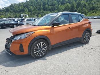  Salvage Nissan Kicks