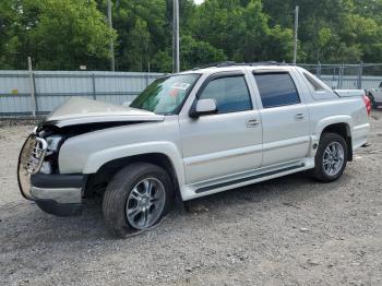  Salvage Chevrolet Avalanche