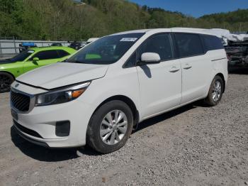  Salvage Kia Sedona