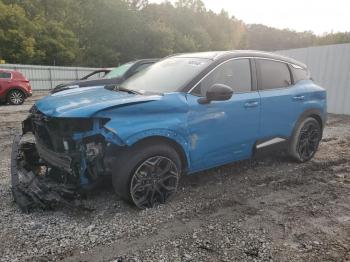  Salvage Nissan Kicks