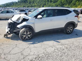  Salvage Kia Seltos