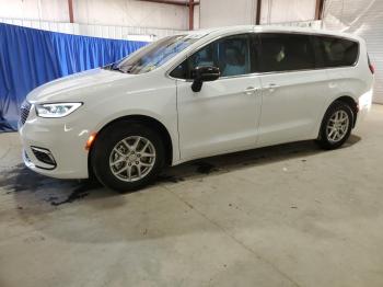  Salvage Chrysler Pacifica