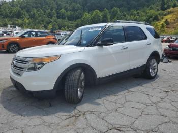  Salvage Ford Explorer