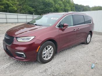  Salvage Chrysler Pacifica