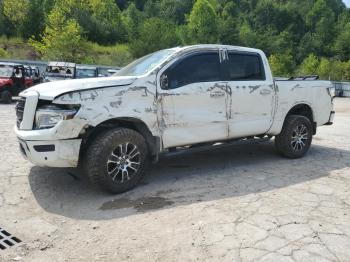  Salvage Nissan Titan