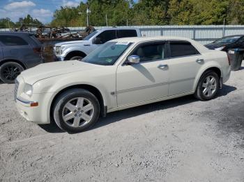  Salvage Chrysler 300