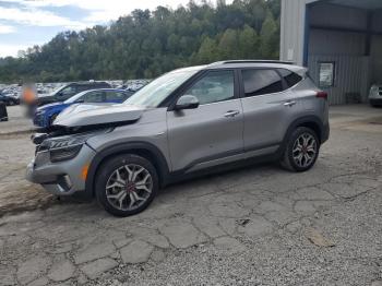  Salvage Kia Seltos
