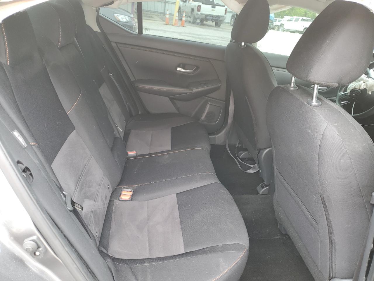 Nissan Sentra Sr Image 9