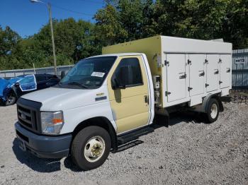  Salvage Ford Econoline E450 Super Duty