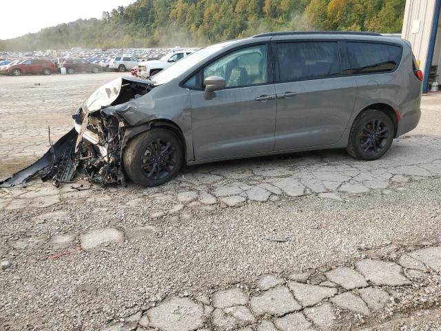  Salvage Chrysler Pacifica